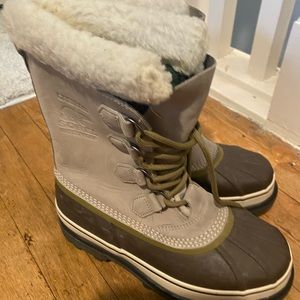 Sorel caribou snow boots womens size 10, like new